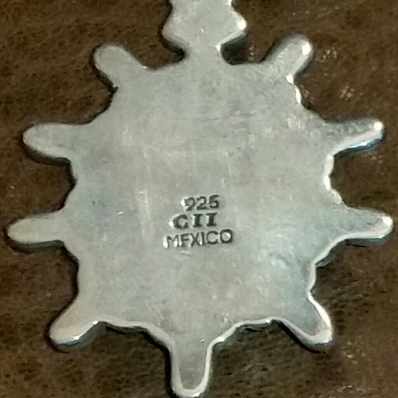 Sunburst 925 Silver Pendant - Picture 3 of 3